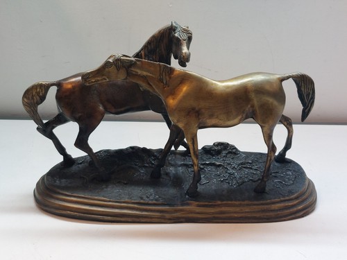 Brass horse sculpture the - horse,