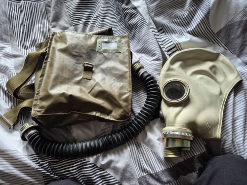 Polish army gas - army,