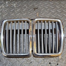 BMW E30 CENTRE KIDNEY GRILLE