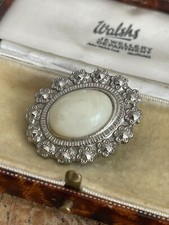 Ornate Oval Vintage Brooch Silver Tone Pin Cream Hardened Plastic Fancy Flower