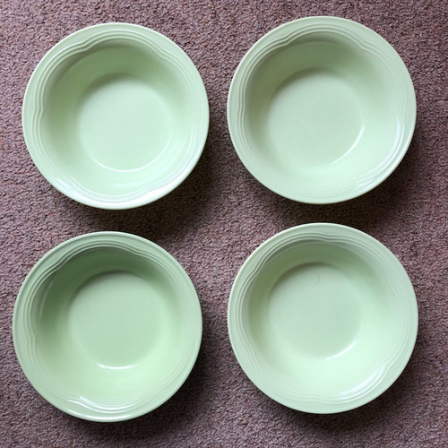 Green bowls with wavey - x, 4