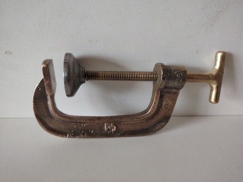 Brass bar g clamp - t,