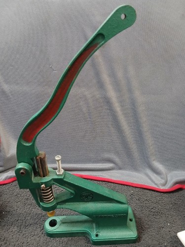 The green machine - green, hand