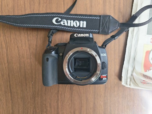 Canon eos rebel xti camera - canon,