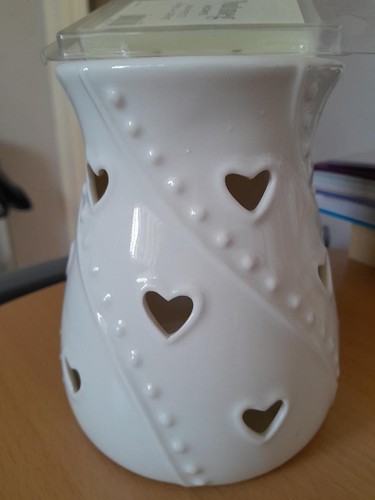 Yankee candle heart wax - candle, 'heart'