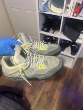 Air Jordan 4 Retro SE 'Neon