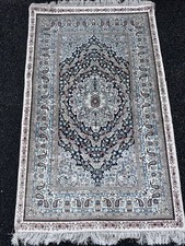 Beautiful Hand Knotted Silk On