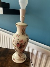 Vintage large ceramic lamp with rose design  Made In England 42cm