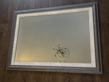 Large Two-Tone Bevelled Wall