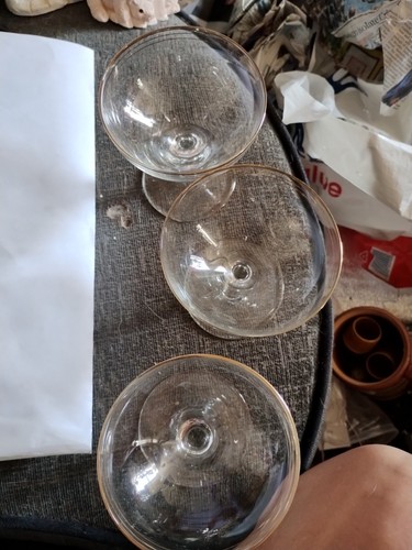 Vintage champagne coupe - champagne,