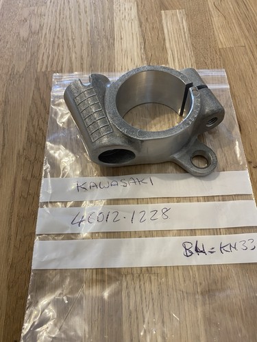 Kawasaki handlebar clamp