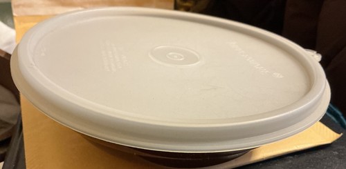 Vintage tupperware brown - brown, dish