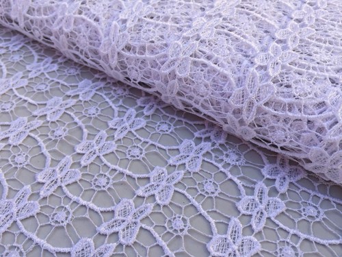 Guipure lace turning white - lace,,