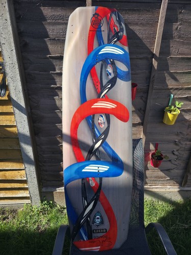 Saul custom kiteboard 142 - custom,