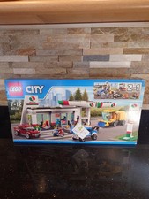 LEGO City 60132 Octan Service