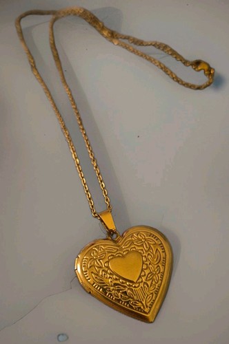 Vintage gold tone etched - vintage,
