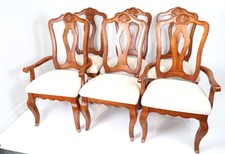 Set of 6 Reproduction Dining Chairs – Including 2 Carvers – Queen Anne Design