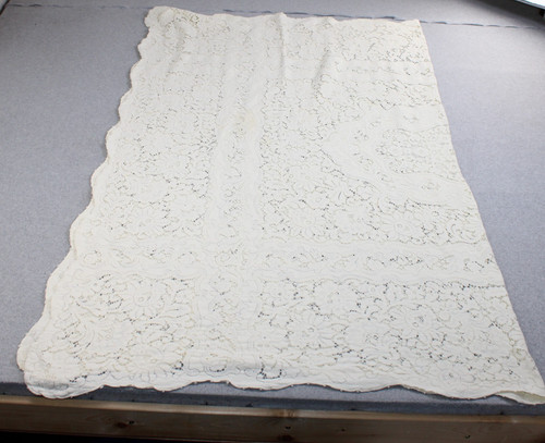 Vintage lace tablecloth - lace, large