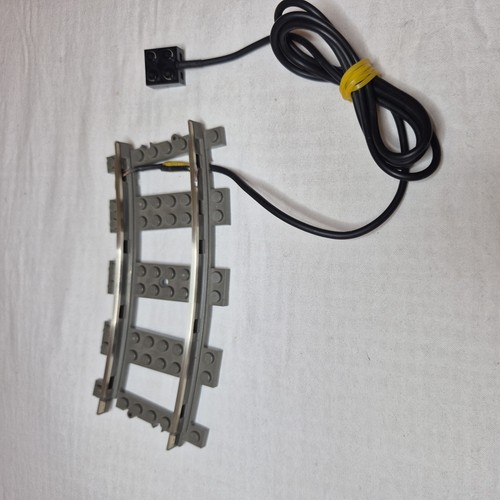 (Lego connection cable with