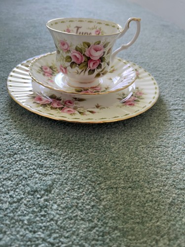 Royal albert june roses bone - albert,