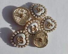 5 Chanel Buttons 23 mm White