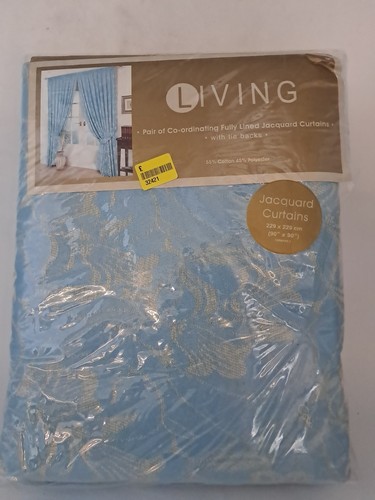 Pencil pleat curtain - pencil, fully