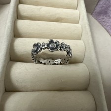Genuine Retired Pandora Flower