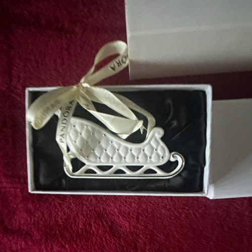 Pandora 2014 white sleigh - white,