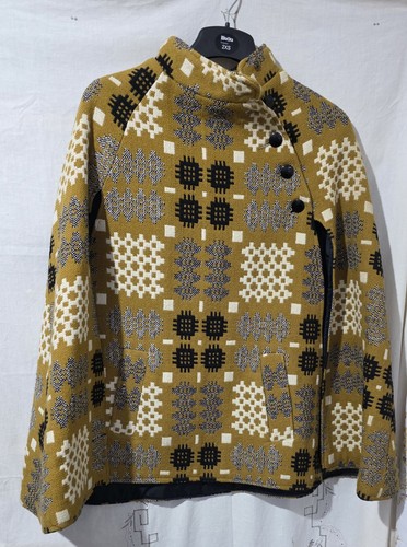Vintage welsh tapestry cape - welsh,
