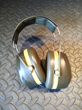 3M Peltor Bulls Eye III Ear Defenders