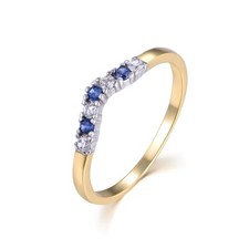 Ladies Ring 9 Carat Gold on