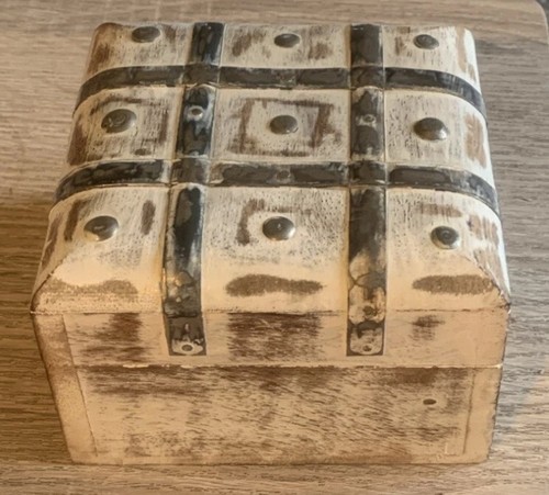 Handmade wooden trinket - handmade,