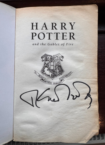 Rowling hand signed goblet - hand,