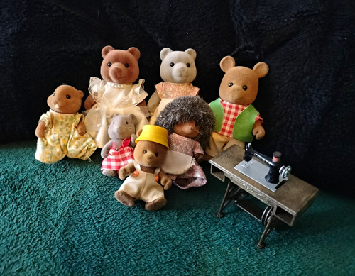 Sylvanian family bundle - sylvanian,