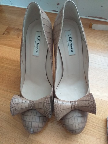 Stunning brown bennett - lk,