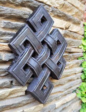 Infinity Knot Wood Carving -