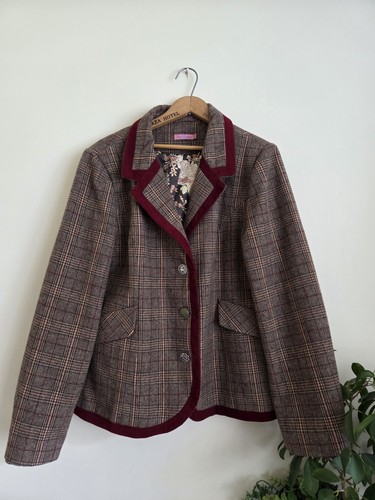 Joe browns size tweed - size,