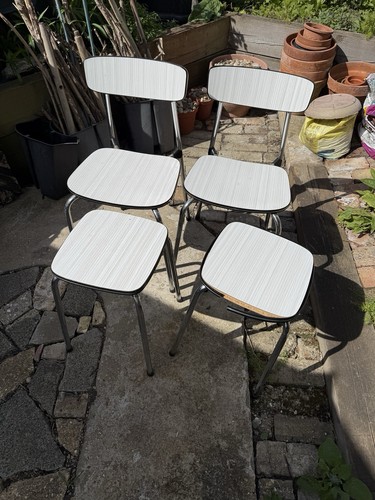 Set sought after tavo mid - after,