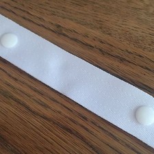 WHITE POPPER/ POPPA PRESS STUD