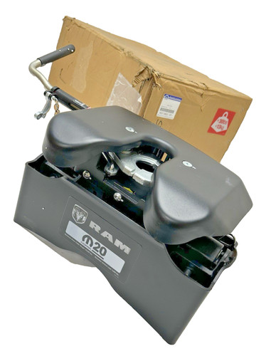 82213822 new oem mopar - 82213822,
