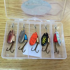 5 Spinners Size 2 in pocket