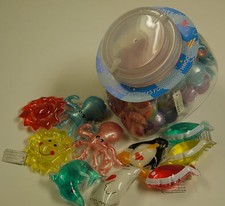 SHOWER GEL SHAPE SACHETS  IN A TUB  ANIMALS/SEA CREATURES/SUN "NO TAGS/DAMAGED"