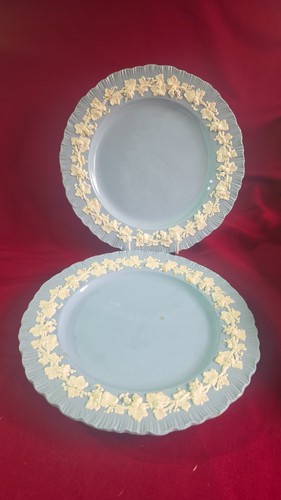 Pair large wedgwood - pair,
