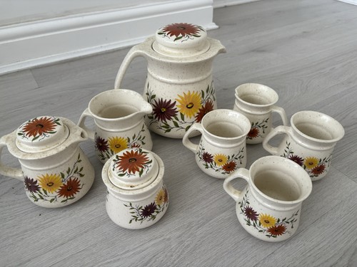 Vintage floral ceramic - floral,