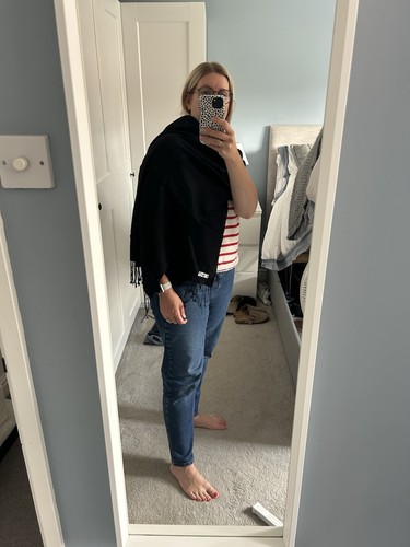 Black silk cashmere - 50%,