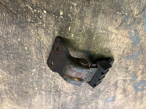 Yamaha qt50 seat - yamaha, hinge
