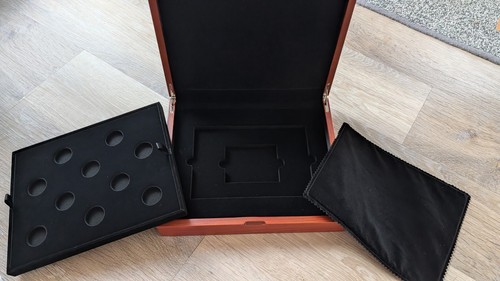 Empty royal mint - mint, collection