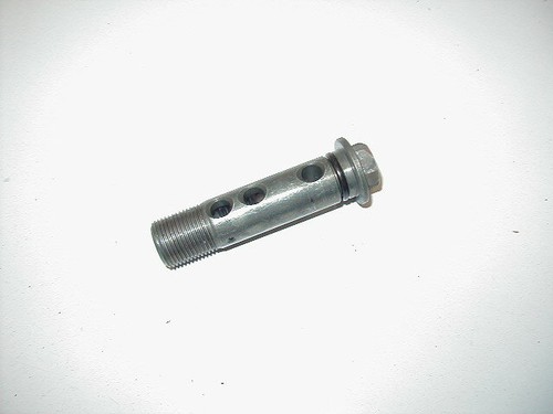 Oil filter retaining - , screw