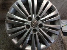 VAUXHALL ZAFIRA ALLOY WHEEL 5 STUD 5 QUAD SPOKE PART NUMBER 13326346 - 7Jx17 (*)