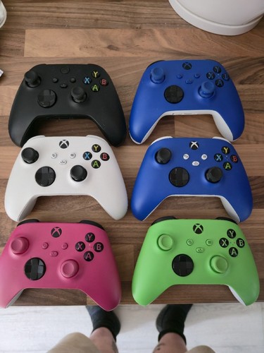Xbox series controller - x,